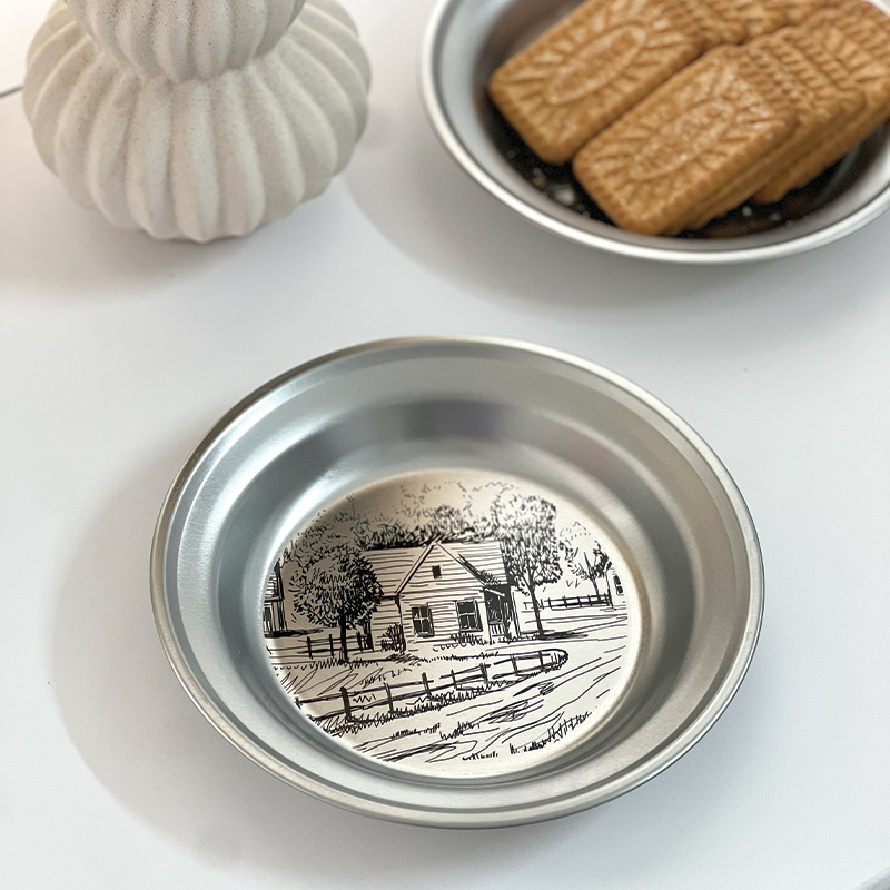 بشقاب-استیل-طرح-دار-2 بشقاب استیل طرح دار